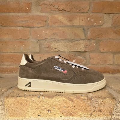 Autry Sneakers Suede Cigar