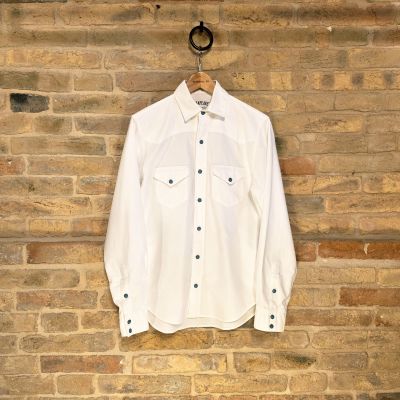 Chesapeake' s Camicia...