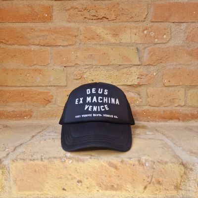 Deus Hat Venice Addres black